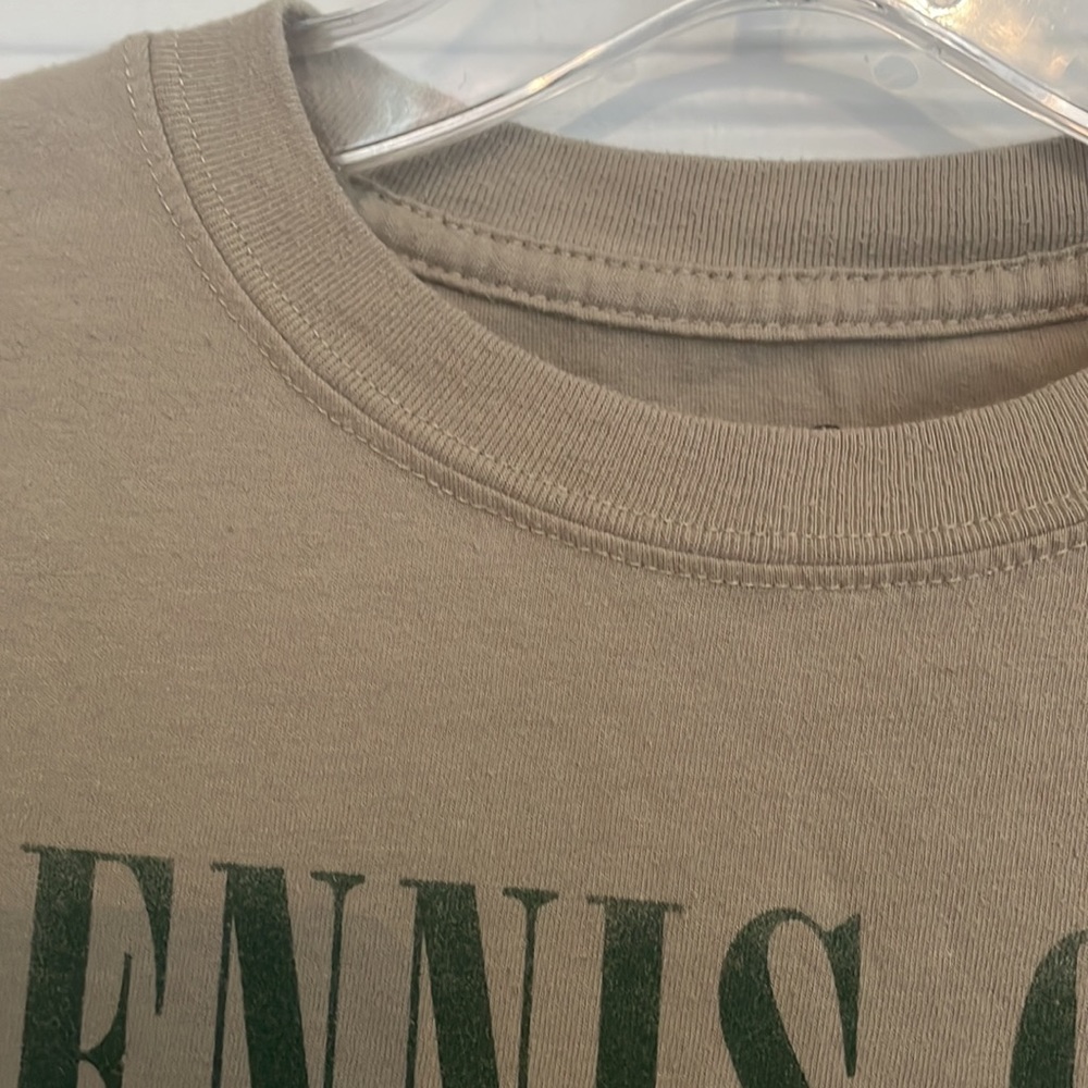Vintage inspired “Tennis Club" Graphic Tee Size Medium. - Picture 3 of 5